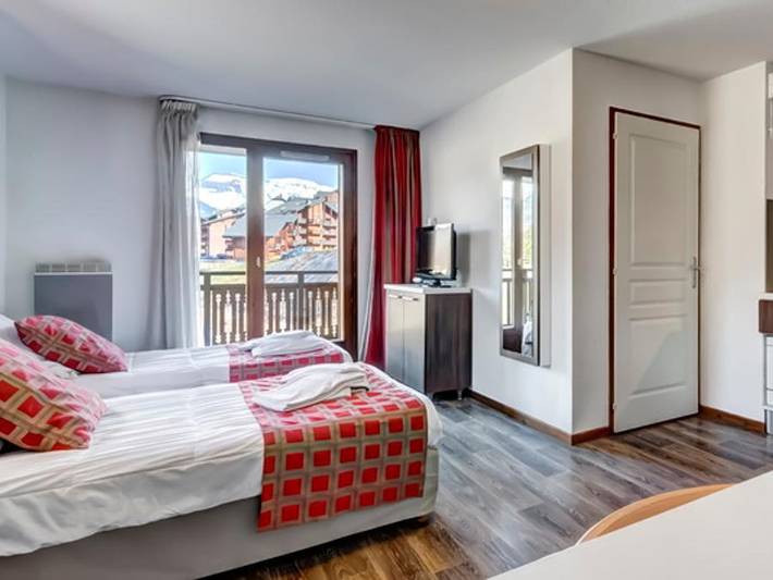 Camping pour 4 personnes, avec balcon/terrasse, animaux acceptés en Haute-Savoie - 2