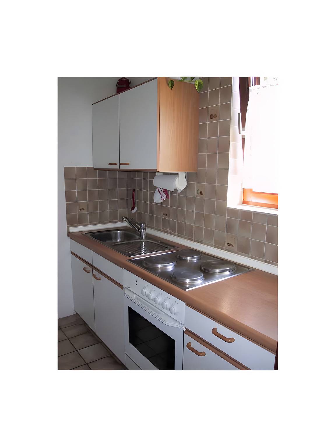 Apartamento entero, Apartamento 'Haus Am Nunzenberg' con terraza privada, jardín compartido y Wi-Fi in Kressbronn, Region Bodensee-Oberschwaben