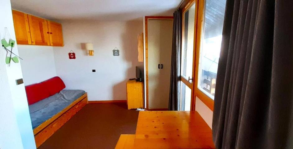 Gîte pour 2 personnes, avec terrasse et vue dans Station De Montalbert - 2