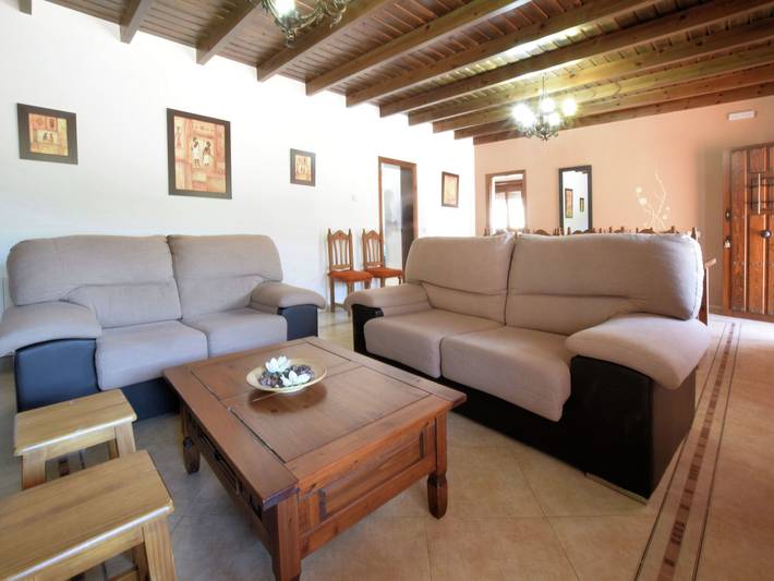 Casa rural para 10 personas, con jardín y piscina, Se admiten mascotas en Sayalonga - 3