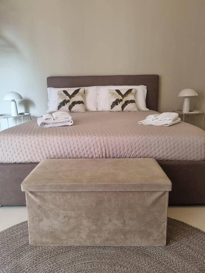 Gîte pour 4 personnes, avec Balcon à Novare