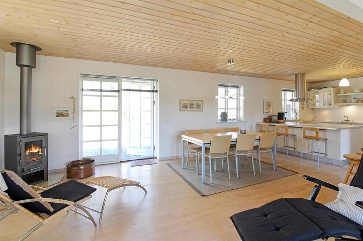 Ferienhaus für 6 Personen, mit Terrasse und Whirlpool in Tversted - 4