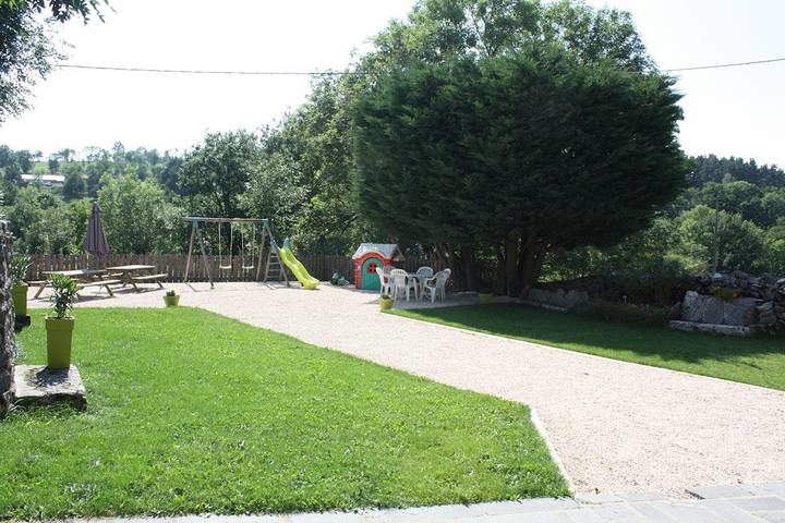 Location de vacances pour 2 personnes, avec jardin, animaux acceptés dans L'Aubrac - 4