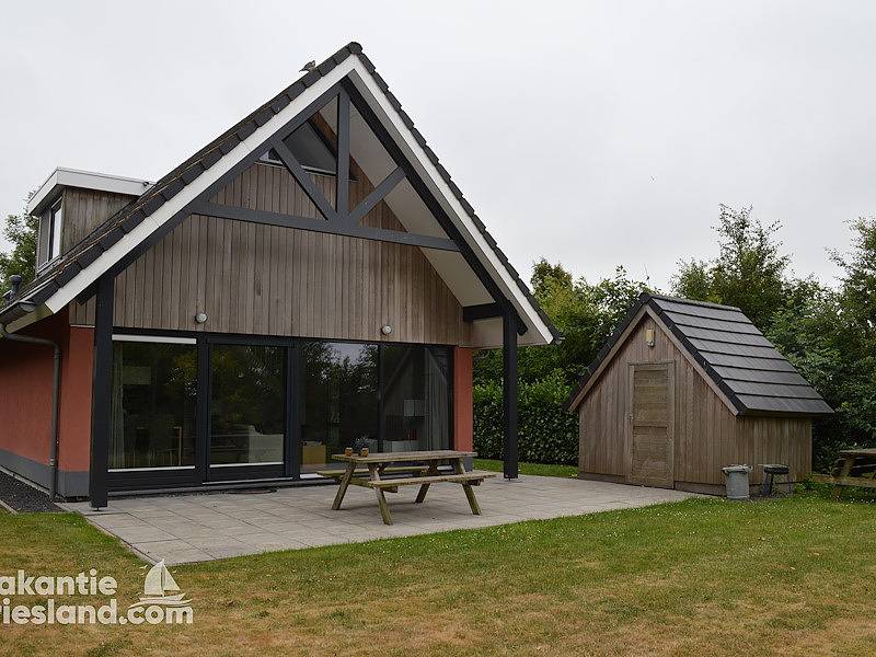 Vakantiefriesland — Ferienhaus Balk mit großzügiger Terrasse in Balk, Ijsselmeer