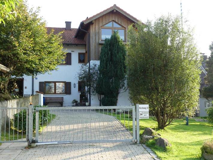 Ferienwohnung für 5 Personen, mit Balkon und Ausblick in Hohenpeißenberg