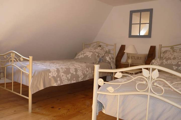 Gîte pour 4 personnes, avec jardin et terrasse à Anglars-Saint-Félix - 3