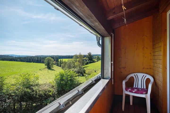 Ganze Wohnung, Ferienwohnung 'Feldbergblick' mit Bergblick, Gemeinschaftsgarten und WLAN in Furtwangen, Südschwarzwald
