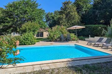 Gîte pour 8 personnes, avec jardin à Tournon-d'Agenais