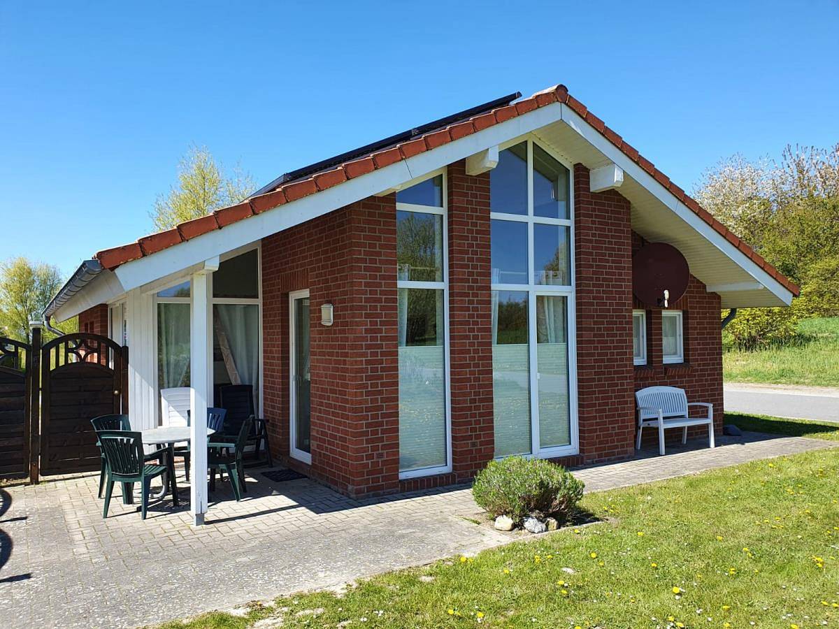 4 Personen Ferienhaus mit Sauna und zwei Toiletten in Otterndorf in Otterndorf, Cuxland