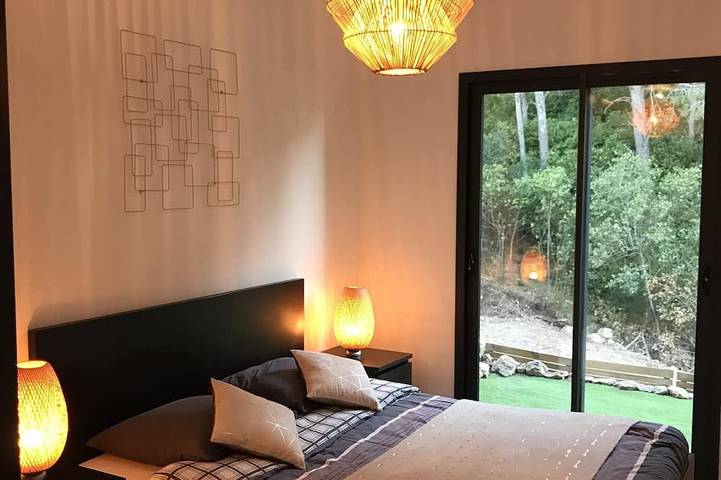 Location de vacances pour 6 personnes, avec terrasse et jardin, animaux acceptés à Durban-Corbières - 2