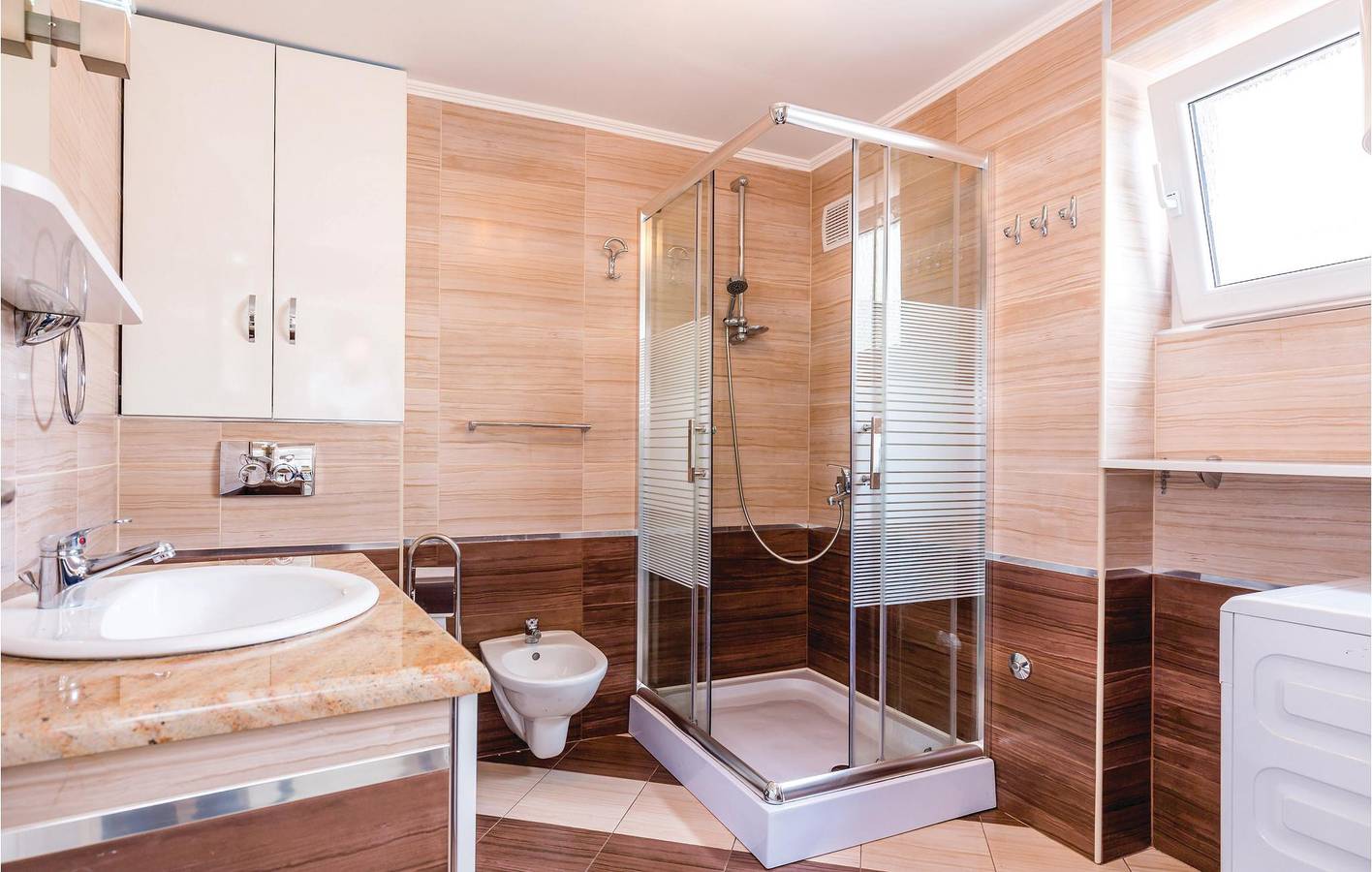 Ferienhaus für 6 Personen mit Terrasse in Novi Vinodolski, Primorje-Gorski Kotar