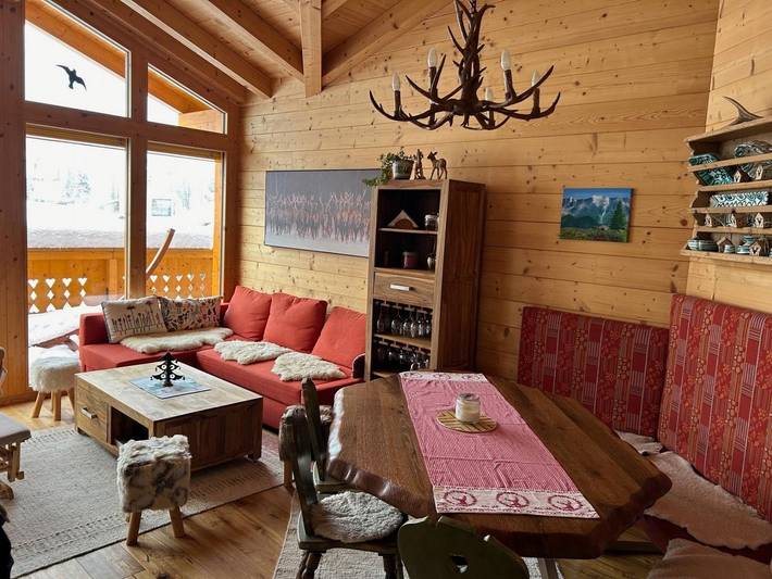 Chalet für 7 Personen, mit Balkon und Garten in Haus