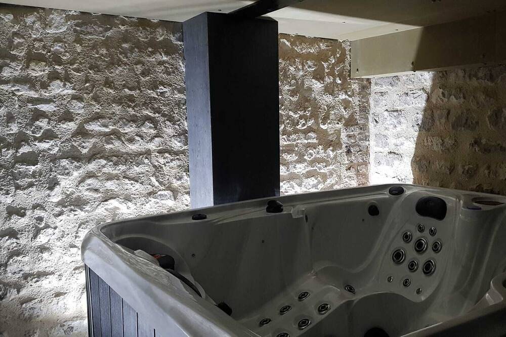 Foxyroom - Loveroom coquine à 5 min de Rouen in Le Petit-Quevilly, Région de Rouen