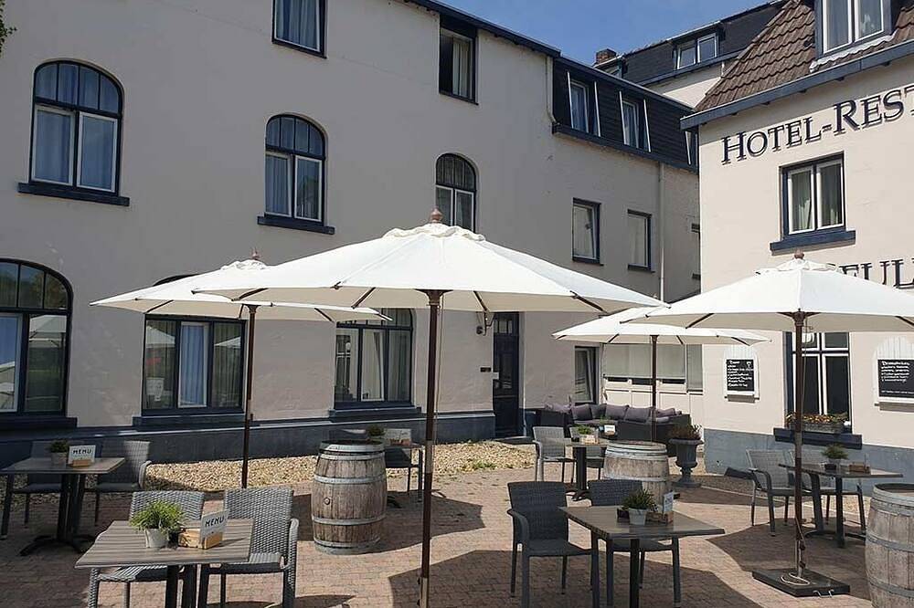 Stay Near Attractions with Nature All Around, Close to Museum aan het Vrijthof in Valkenburg, Limburg