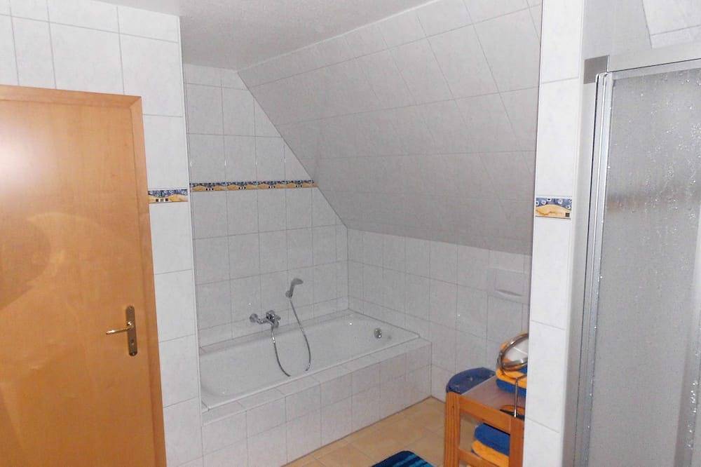 Ferienhaushäfte \"Hus Boock\" in Tönning für bis zu 5 Personen in Tönning, Halbinsel Eiderstedt