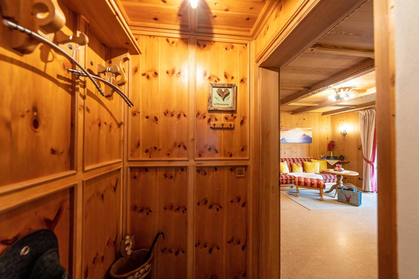 Ganze Ferienwohnung, "Karwendel" Fewo,1 Schlafr.,Du und Wc, in Wallgau, Walchensee