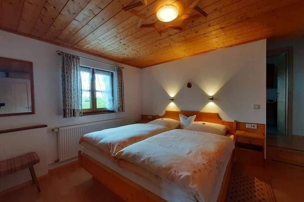 Ganze Wohnung, Zwei-Raum-Wohnung Bergblick 35qm, Dusche/Wc, Extra-Schlafzimmer, Küche in Reit im Winkl, Bayerische Alpen