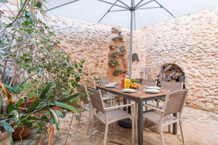 Can Vallori - Chalet with terrace in Sencelles. Free Wifi in Sencelles, Mallorca Inselmitte
