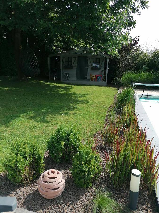 Location de vacances pour 6 personnes, avec vue ainsi que piscine et jardin à Sprimont - 4