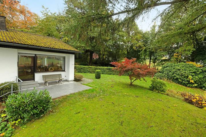 Ganze Wohnung, Ferienwohnung 'Iberg' mit Bergblick, gemeinsamer Terrasse und Wlan in Olsberg, die Mittelgebirge
