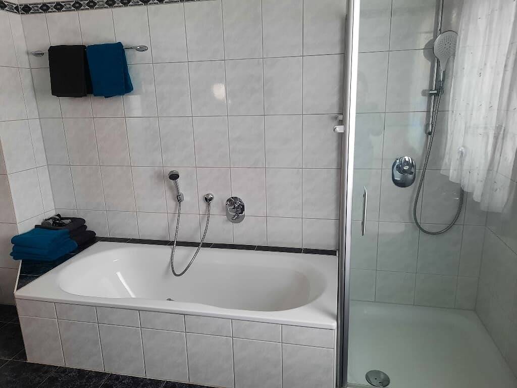 Ferienwohnung Schötz - Komfortable Ferienwohnung mit 3 Schlafräumen in ruhiger Lage in Moosbach, Naturpark Nördlicher Oberpfälzer Wald