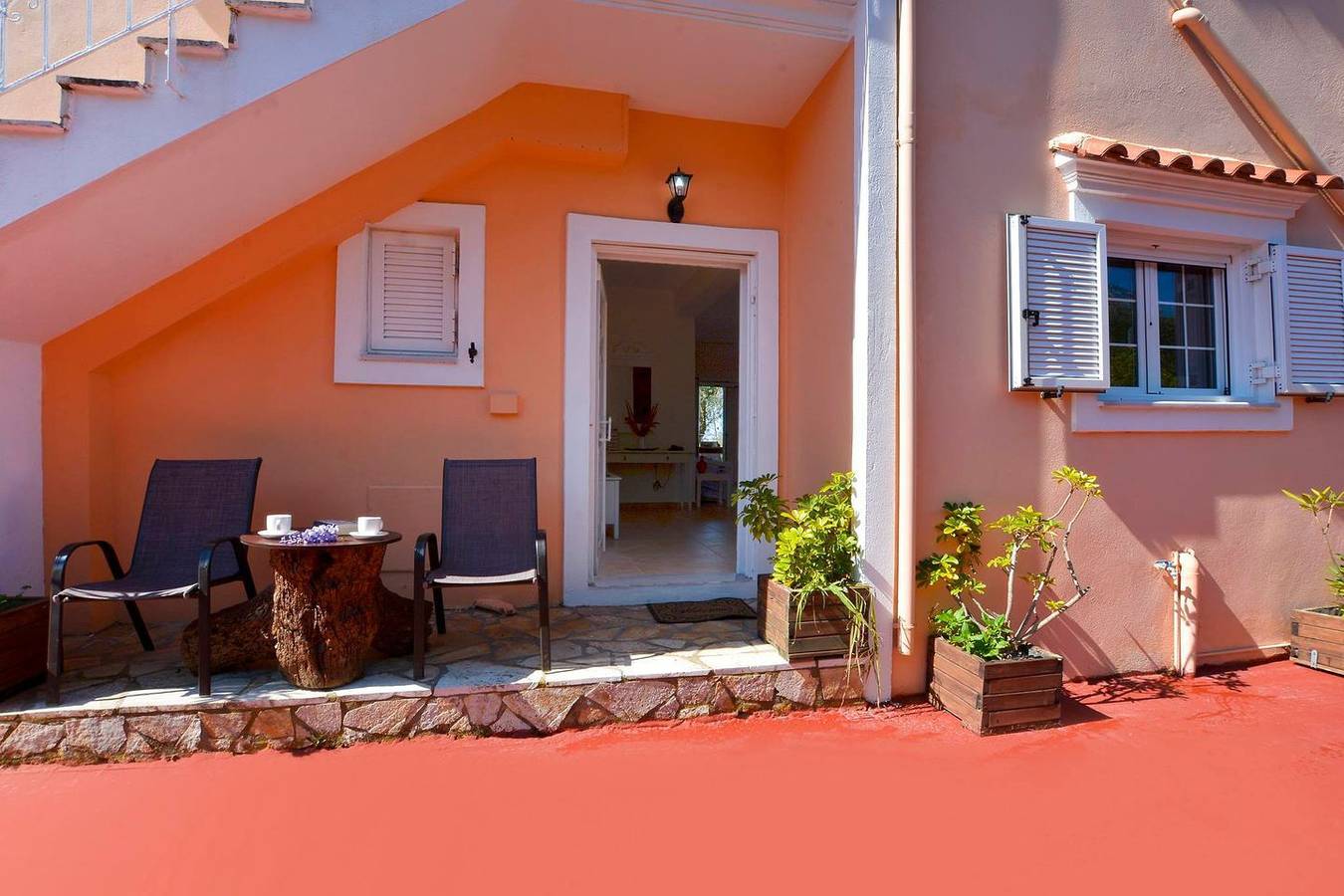 Entire apartment, Ideal for families! Apartment with garden at the beach, wifi | Prassoudi, Corfu in Corfu