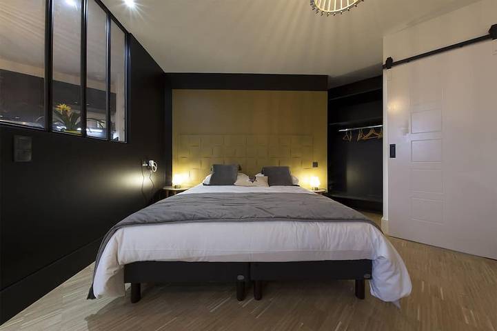 Location de vacances pour 4 personnes, avec terrasse à Louhans