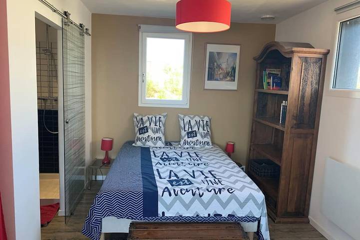 Location de vacances pour 14 personnes, avec balcon ainsi que jacuzzi et jardin dans Plage Kerou - 2