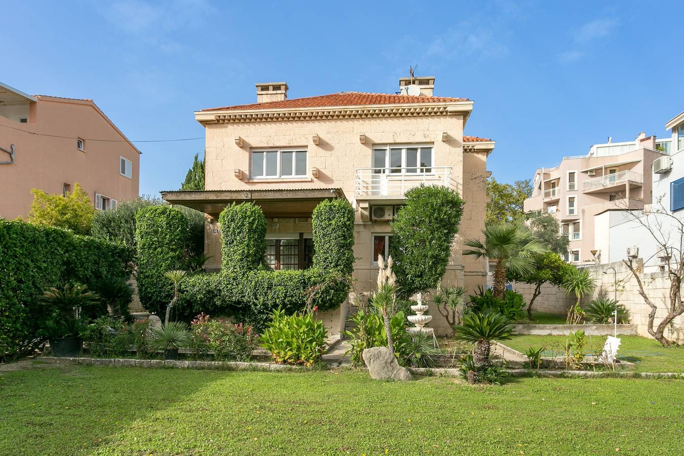Comfortable and spacious house with terrace and sea view Split K-23559 in Split, Split-Dalmatia