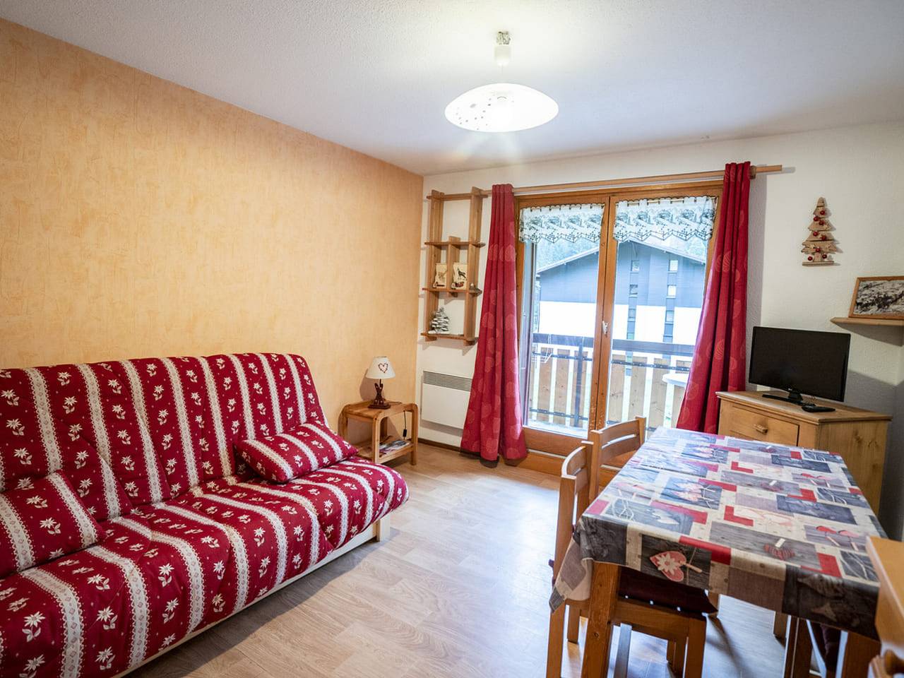 Entire apartment, Châtel Apartment 2 rooms, 4 pers, parking in Châtel, Les Portes du Soleil