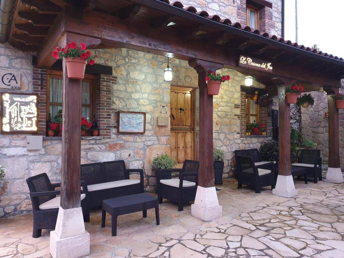 Double or Twin Room with Mountain View in Ortiguero, Cabrales