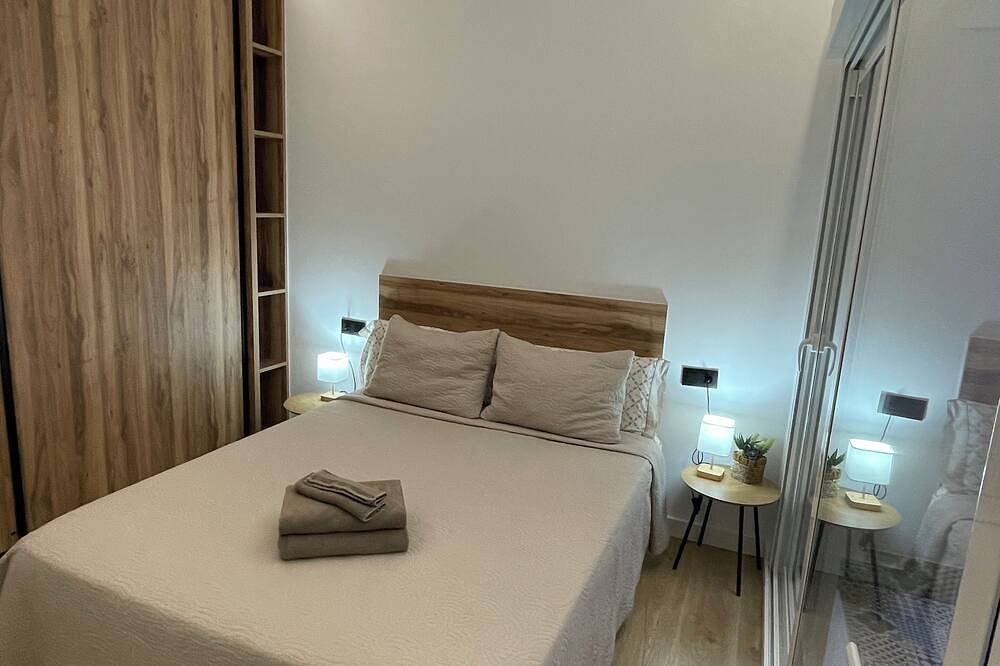 Ganze Wohnung, Alicante City Suite 1 in El Barrio, Alicante