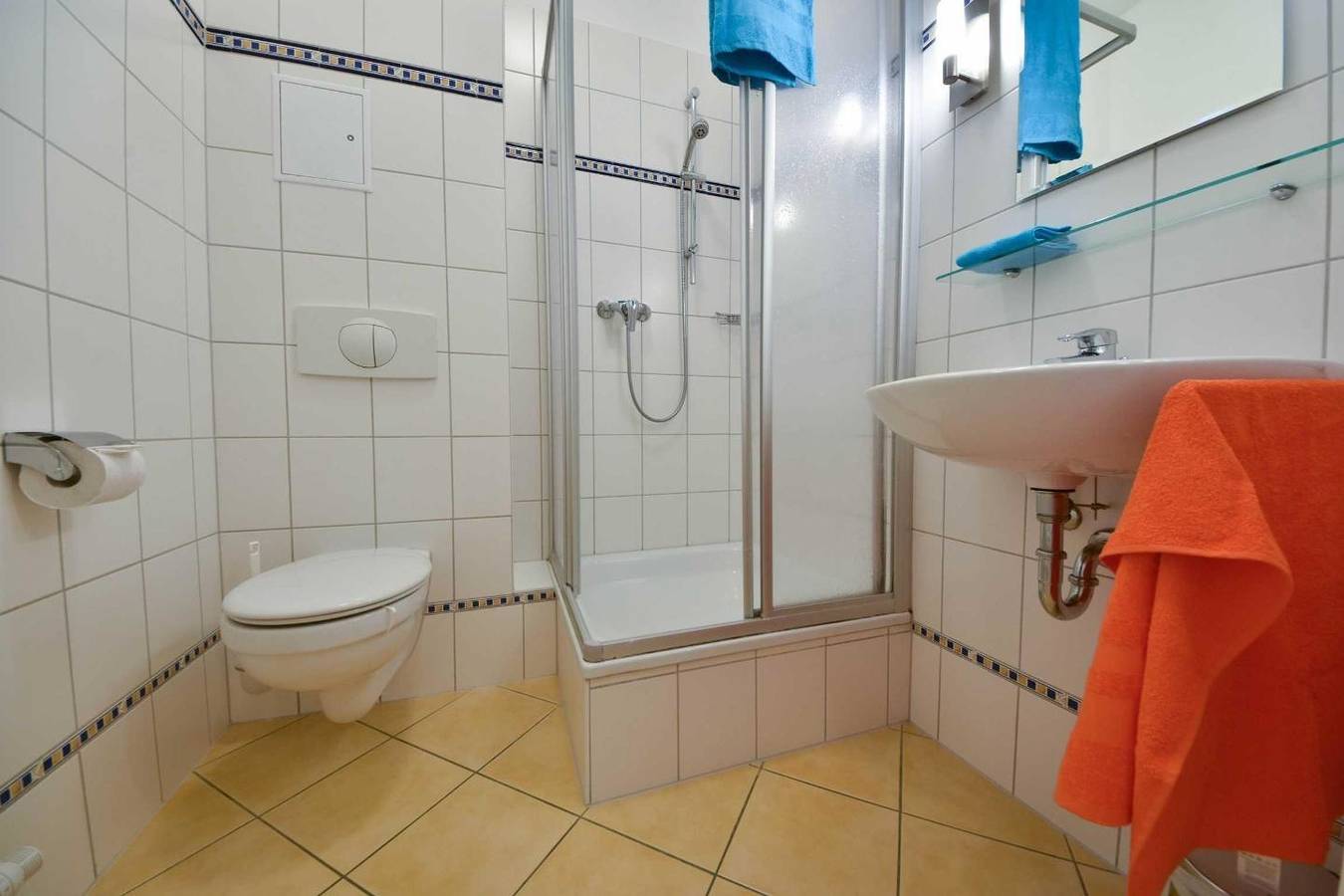 Ganze Wohnung, Villa Emmy 05 - strandnah - Haustiere erlaubt in Seebad Heringsdorf, Heringsdorf