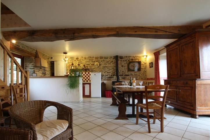 Gîte pour 9 personnes, avec jardin, animaux acceptés à Servon - 3