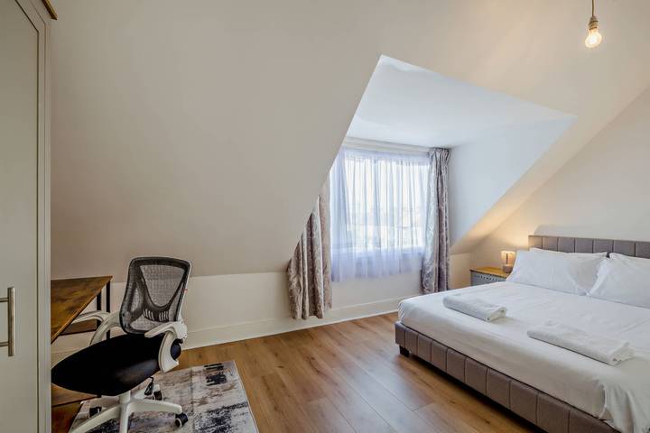 Host & Stay | Venetian Retreat in Great Yarmouth, The Broads