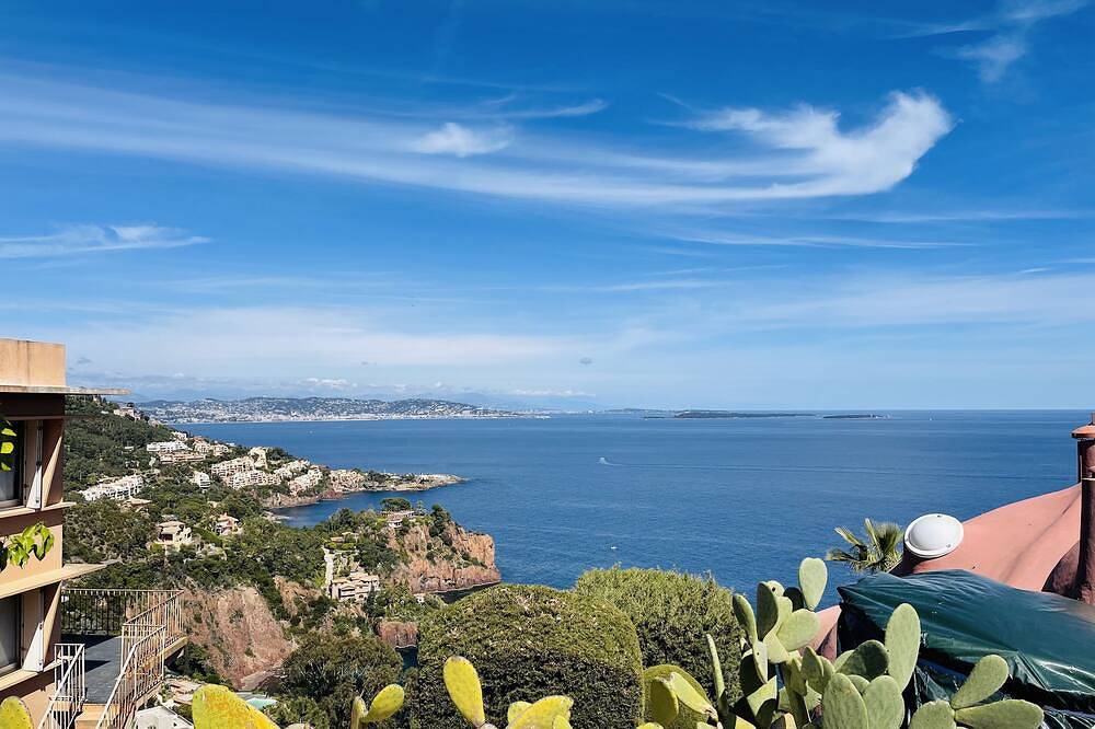 Entire apartment, Appartement Independant in Mouans-Sartoux, Cannes region