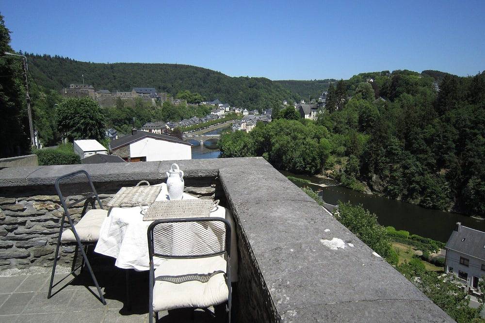 Casa en Bouillon cerca de senderos in Bouillon, Neufchâteau region