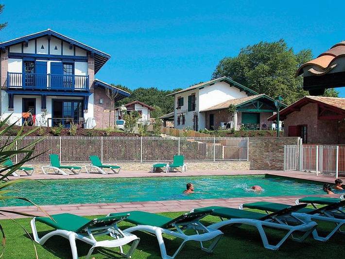 Camping pour 8 personnes à Urrugne