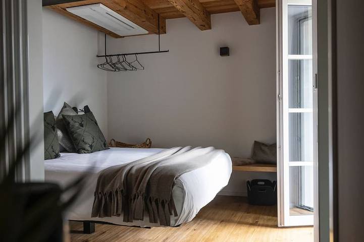 Appartamento intero, Quadro - sophisticated maisonette in the Bottonera casa vacanza with sun terrace in Chiavenna, Alpi del Bernina