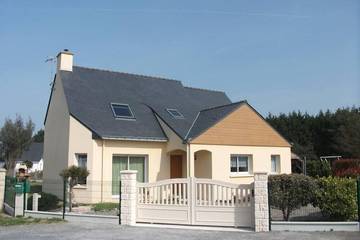 Gîte pour 8 personnes, avec jardin et terrasse dans Plage de la Mine d'Or