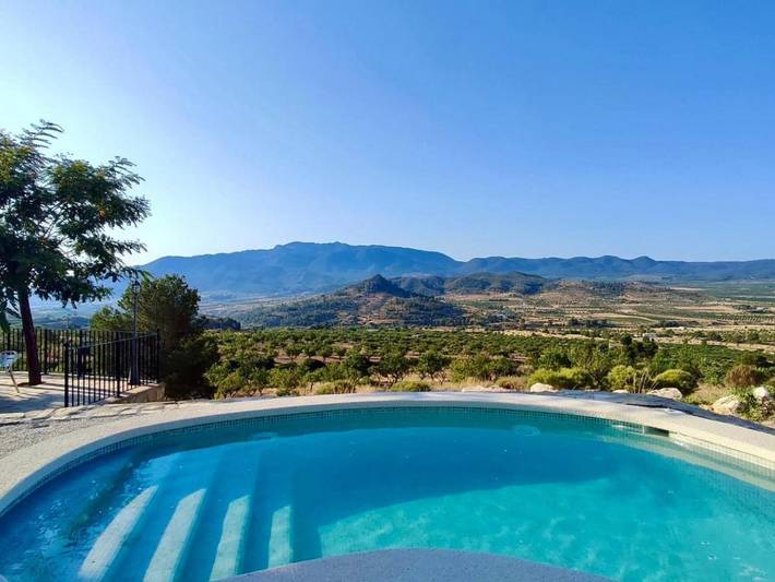 Casa rural con piscina para 6 personas, con piscina además de vistas y jardín en Valle de Ricote