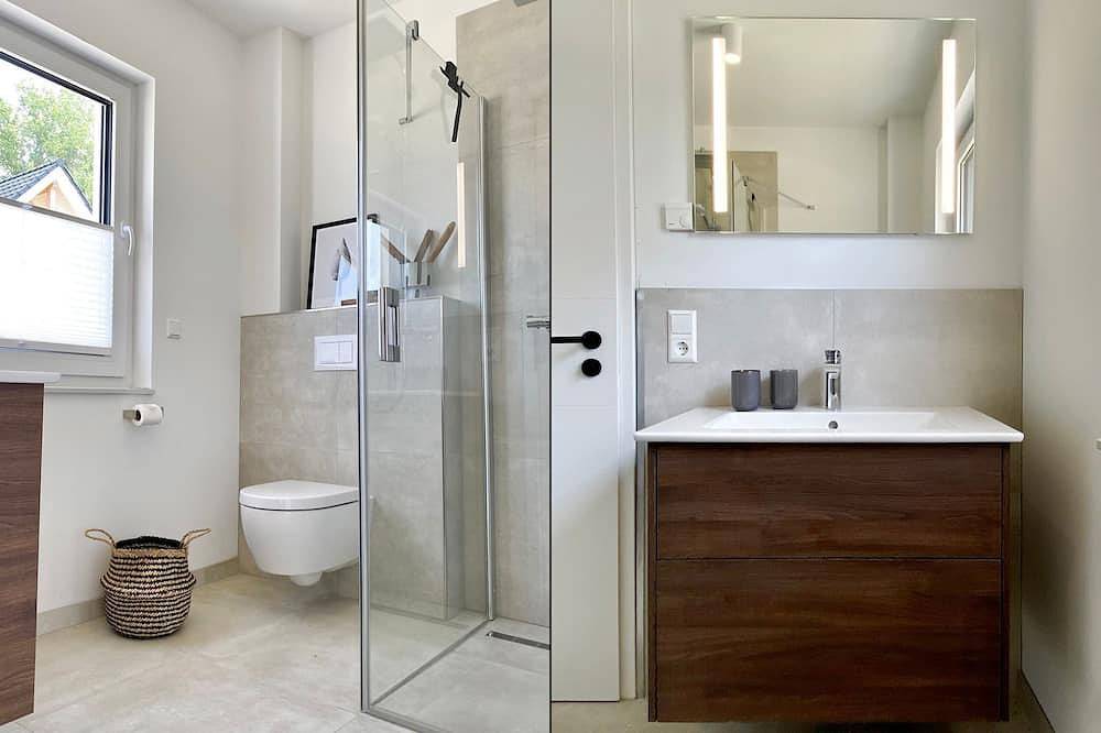 Entire apartment, No.1 - Holiday homes Ankerplatz 1 & 2 Usedom- sauna, fireplace & garden in Krummin, Usedomer Norden