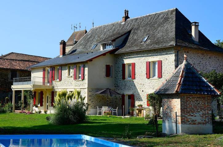 Maison d’hôte pour 2 personnes, avec jardin ainsi que piscine et terrasse