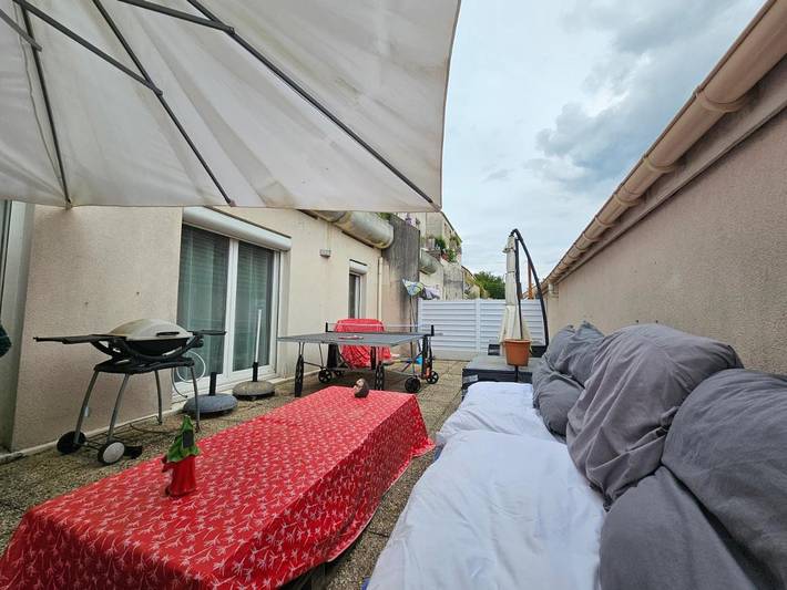 Gîte pour 12 personnes, avec terrasse dans Roissy-en-Brie - 4