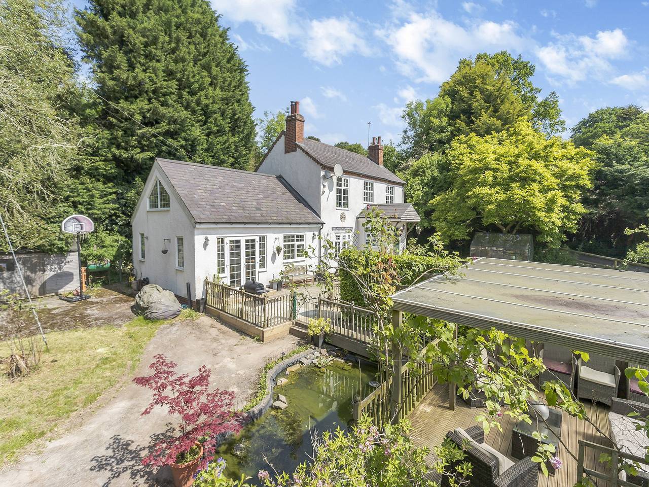 Oakdale Lodge in Alvechurch, Worcestershire