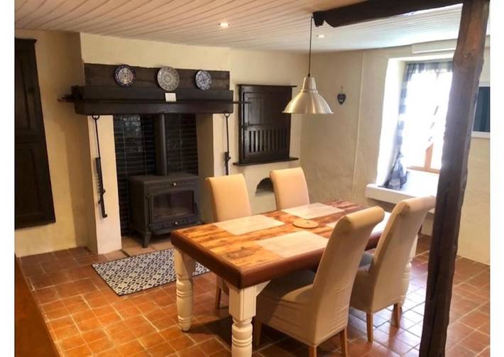 Location de vacances pour 5 personnes, avec piscine et jardin, animaux acceptés à Exideuil - 2