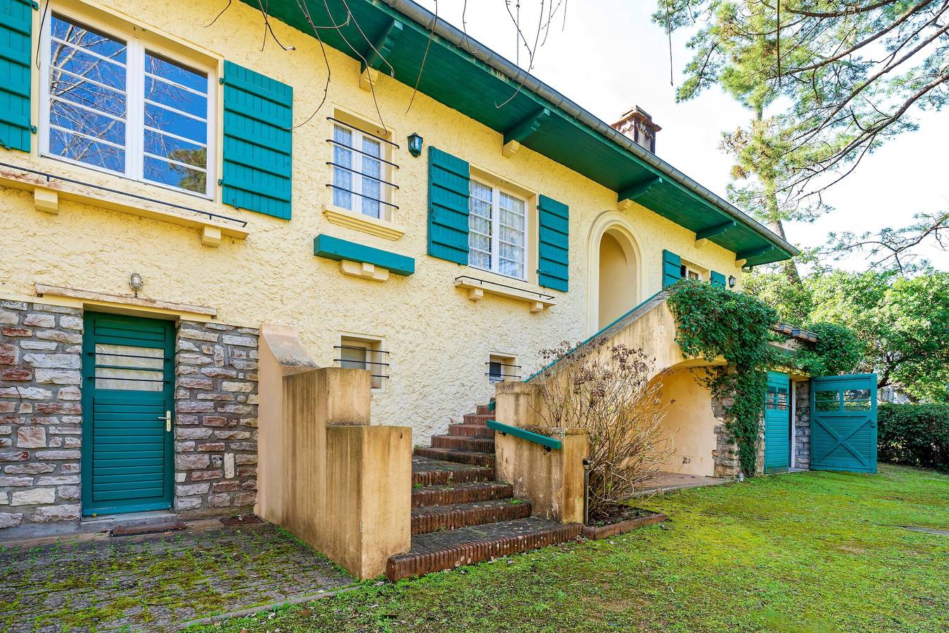 Villa Eole – Élégante villa avec jardin à Hossegor, à deux pas des plages et du centre in Lac d'Hossegor, Hossegor