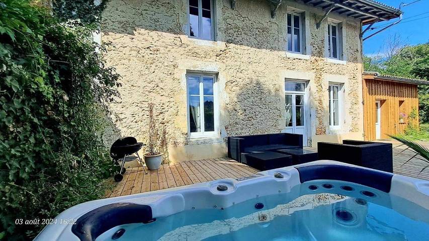 Maison de vacances pour 9 personnes, avec jardin ainsi que sauna et jacuzzi - 1