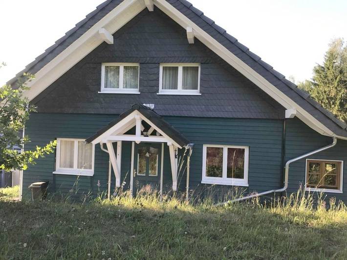 Ferienhaus für 7 Personen, mit Garten und Ausblick sowie Terrasse in Bad König - 2