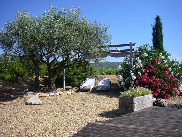 Gîte pour 4 personnes, avec jardin ainsi que terrasse et piscine à Saint-Jean-de-Fos - 4